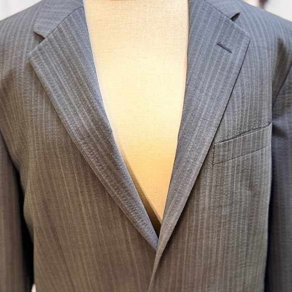 Theory Men's Gray Pinstripe Blazer - Picture 3 of 16
